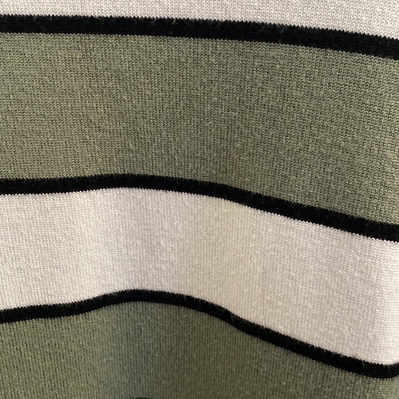 Lety & Me lightweight green & white striped sweater. - Picture 4 of 5